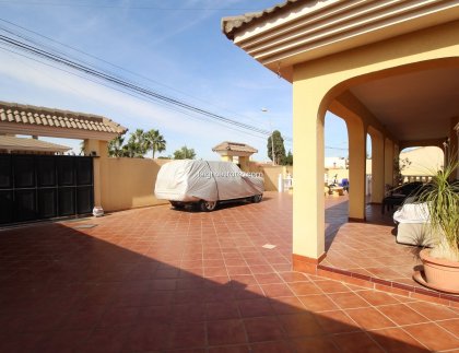 Resale - Villa -
Torrevieja - Los Balcones