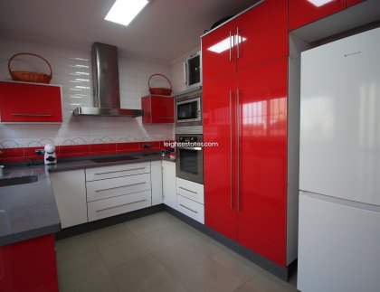 Resale - Villa -
Torrevieja - Los Balcones