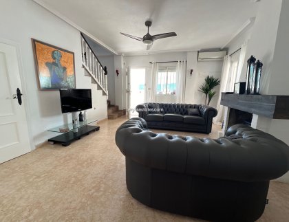 Resale - Villa -
Orihuela Costa - Lomas de Cabo Roig