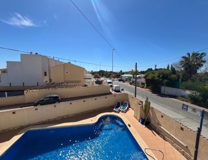 Resale - Villa -
Orihuela Costa - Lomas de Cabo Roig