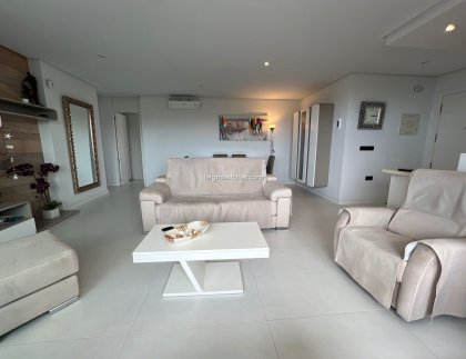 Resale - Apartment / flat -
Mil Palmeras