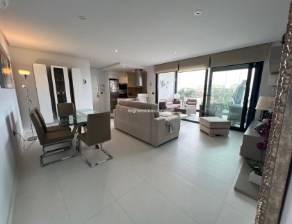 Resale - Apartment / flat -
Mil Palmeras