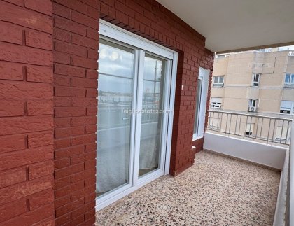 Reventa - Apartamento / piso -
Punta Prima