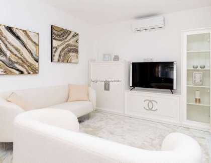 Resale - Villa -
Orihuela Costa - Lomas de Cabo Roig