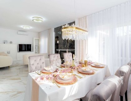 Resale - Villa -
Orihuela Costa - Lomas de Cabo Roig