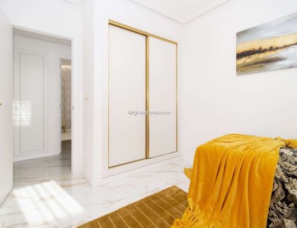 Resale - Villa -
Orihuela Costa - Lomas de Cabo Roig