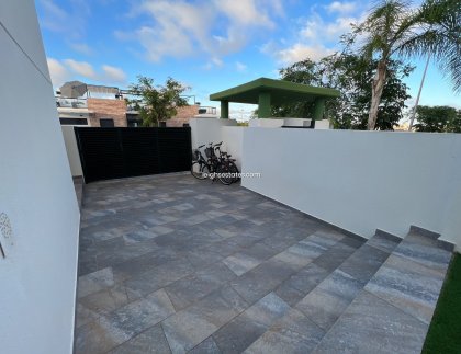 Resale - Apartment / flat -
Mil Palmeras