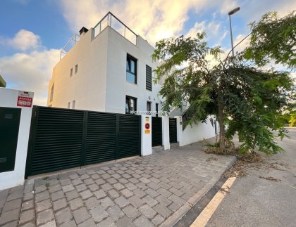 Resale - Apartment / flat -
Mil Palmeras