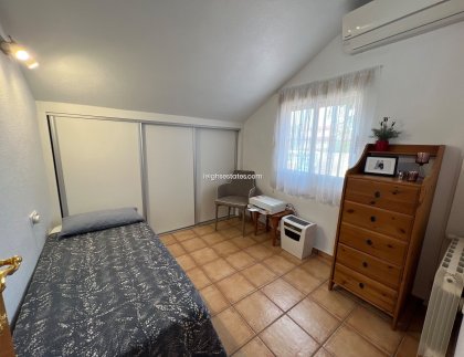 Resale - Villa -
Torre de la Horadada