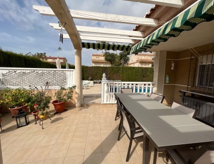 Resale - Villa -
Torre de la Horadada