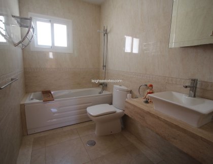 Resale - Townhouse -
Dehesa de Campoamor