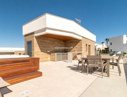 Neue Gebäude - Villa -
Dehesa de Campoamor