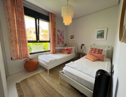 Resale - Apartment / flat -
Mil Palmeras