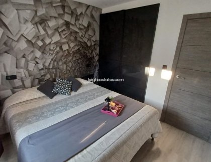 Resale - Apartment / flat -
Torre de la Horadada