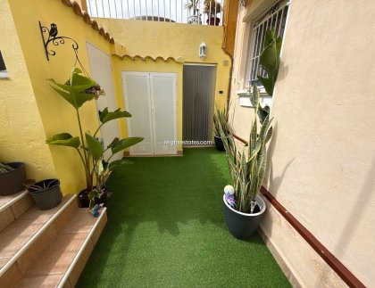 Reventa - Adosado -
Playa Flamenca